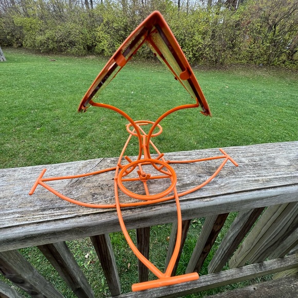 Bird Feeder Mansion. - Picture 4 of 14